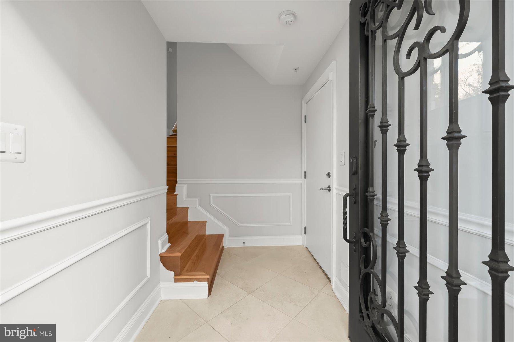 901 VALENCIA COURT 175