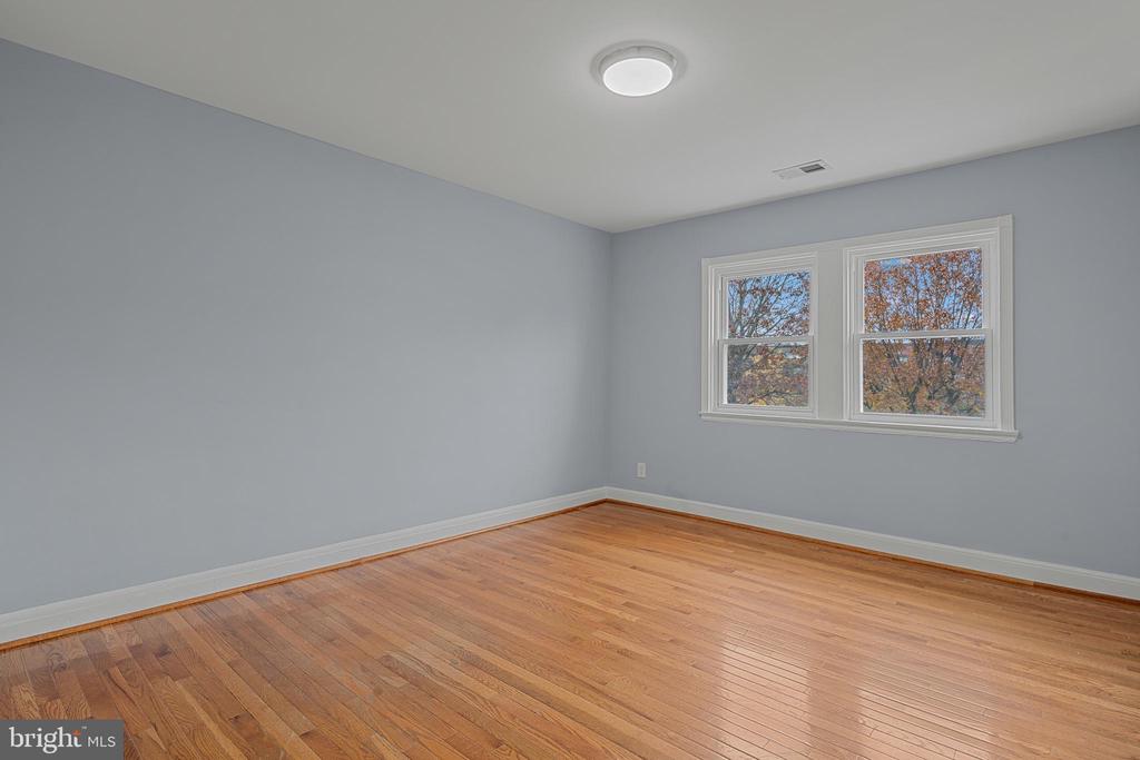 3104 TIOGA PARKWAY