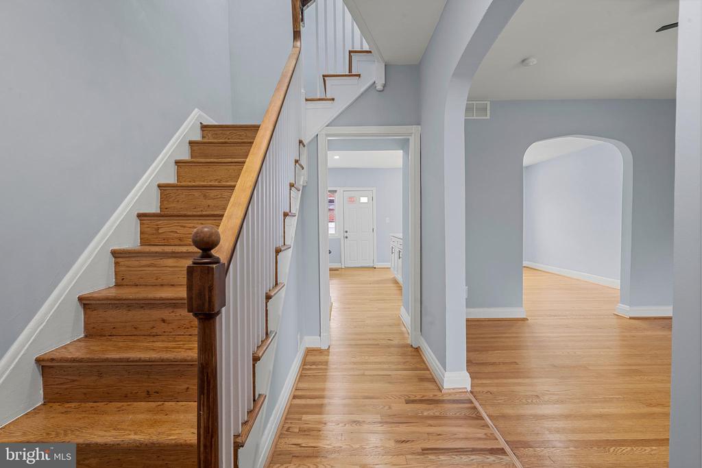 3104 TIOGA PARKWAY