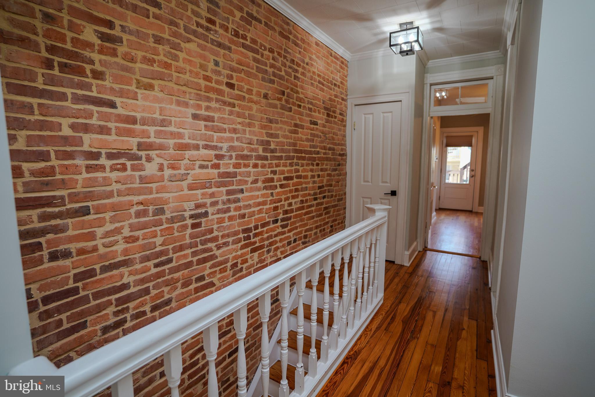 713 S LINWOOD AVENUE