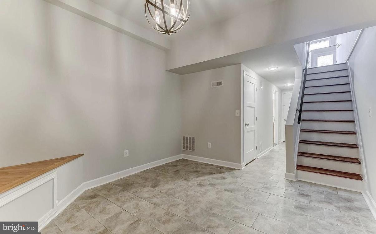 3 LINWOOD AVENUE