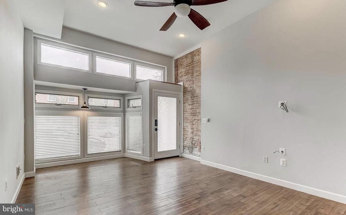 3 LINWOOD AVENUE
