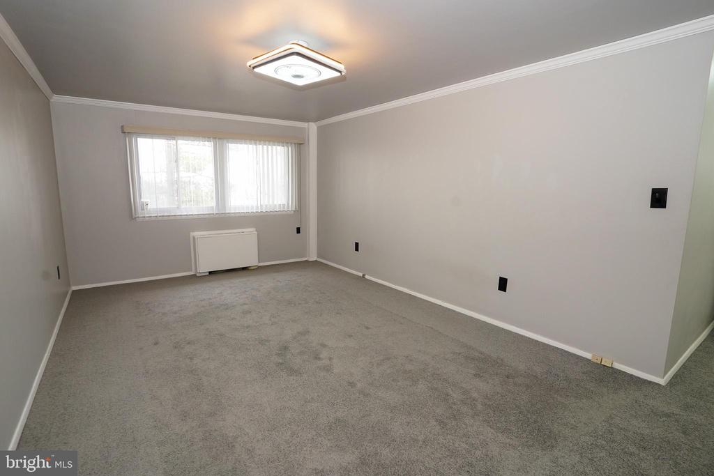 3737 CLARKS LANE 405