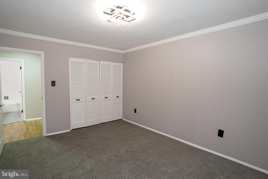 3737 CLARKS LANE 405
