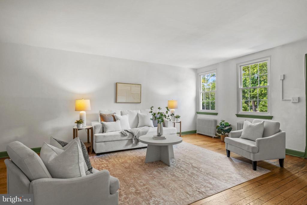 5203 FALLS ROAD Unit: 6