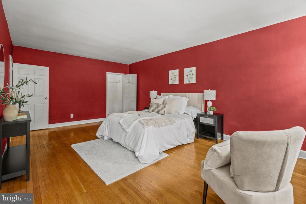 5203 FALLS ROAD Unit: 6