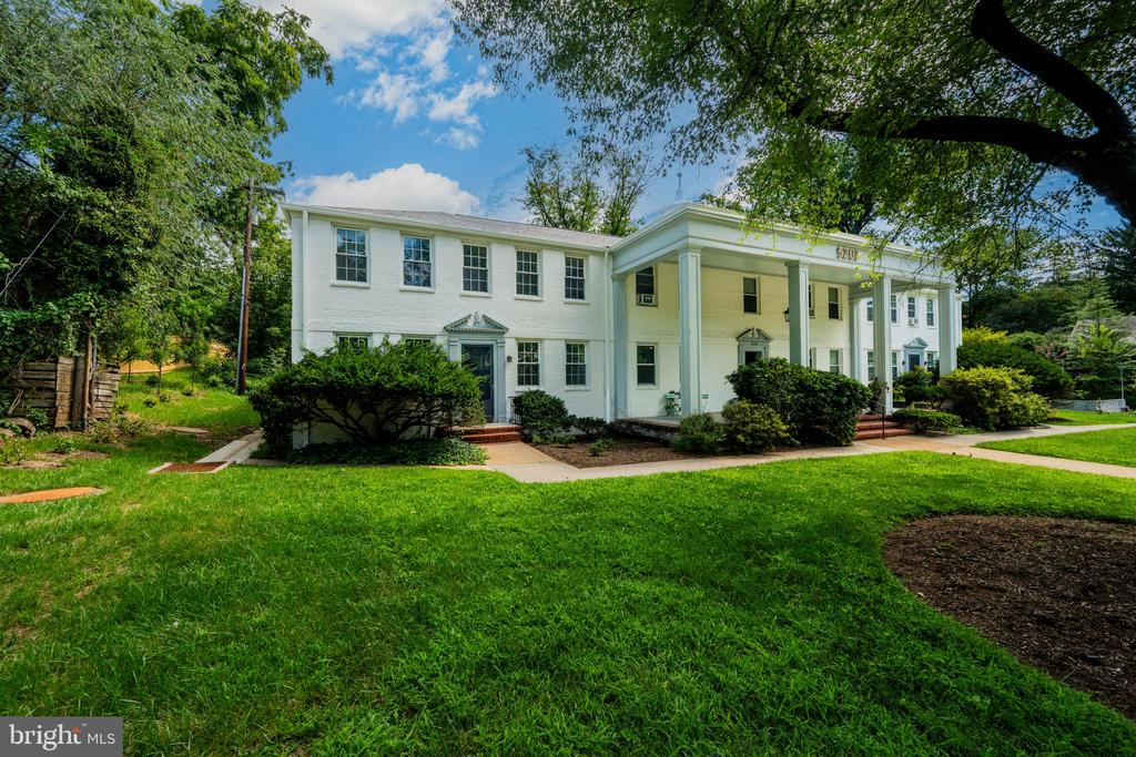 5203 FALLS ROAD Unit: 6