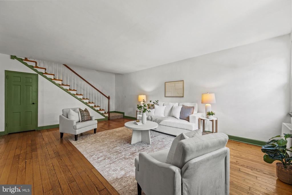5203 FALLS ROAD Unit: 6