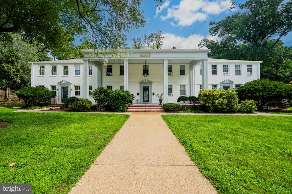 5203 FALLS ROAD Unit: 6