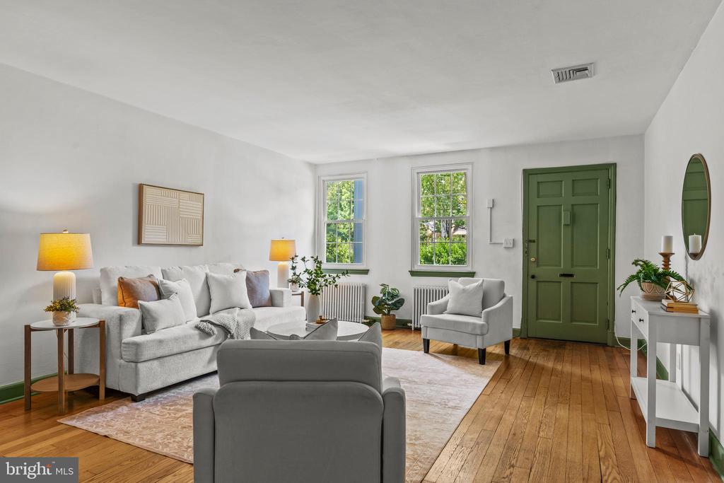 5203 FALLS ROAD Unit: 6