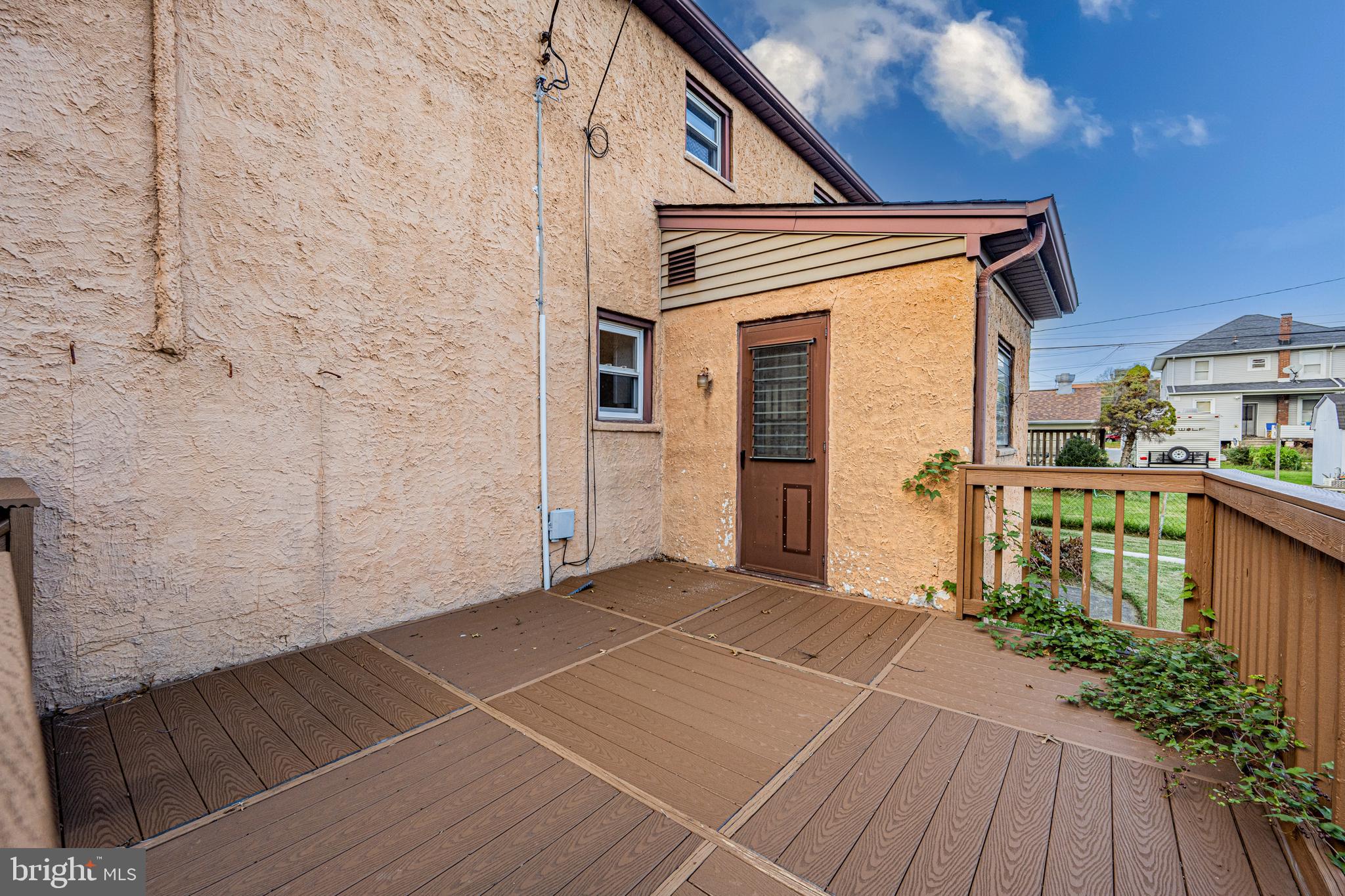 5507 Rockleigh DRIVE