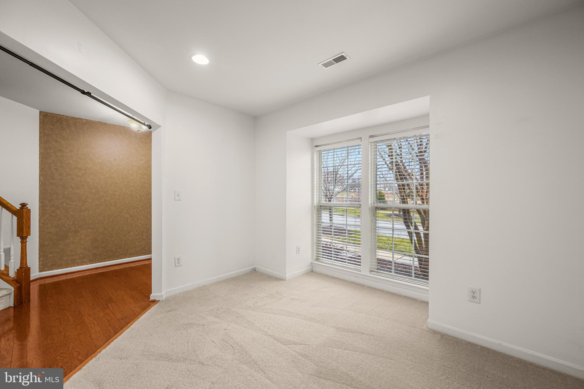5049 Cameo Terrace