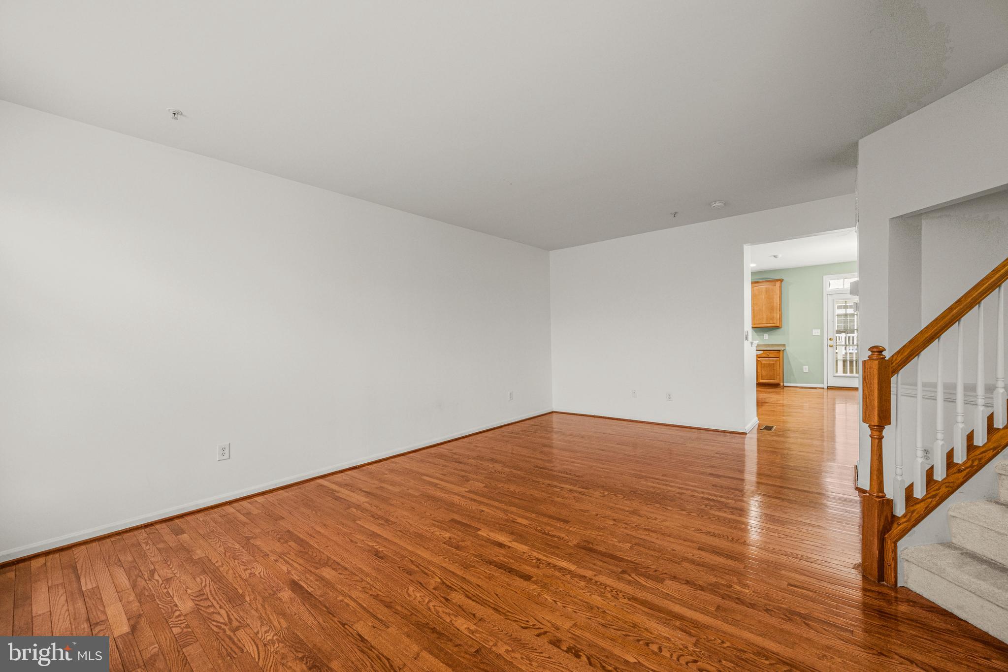 5049 Cameo Terrace