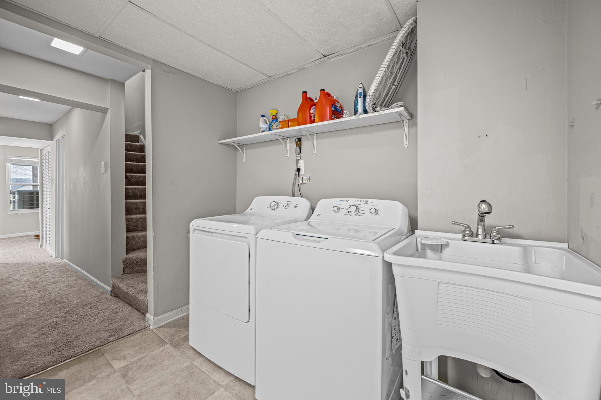 1140 Oakmoor Ct #1140