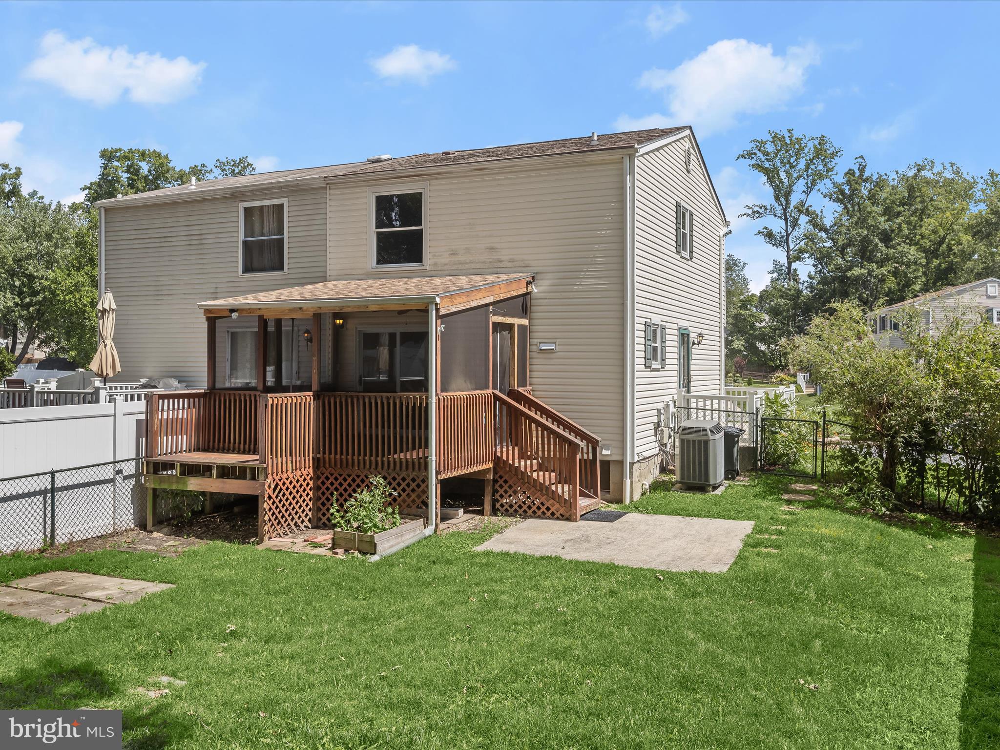 8634 Manorfield Rd