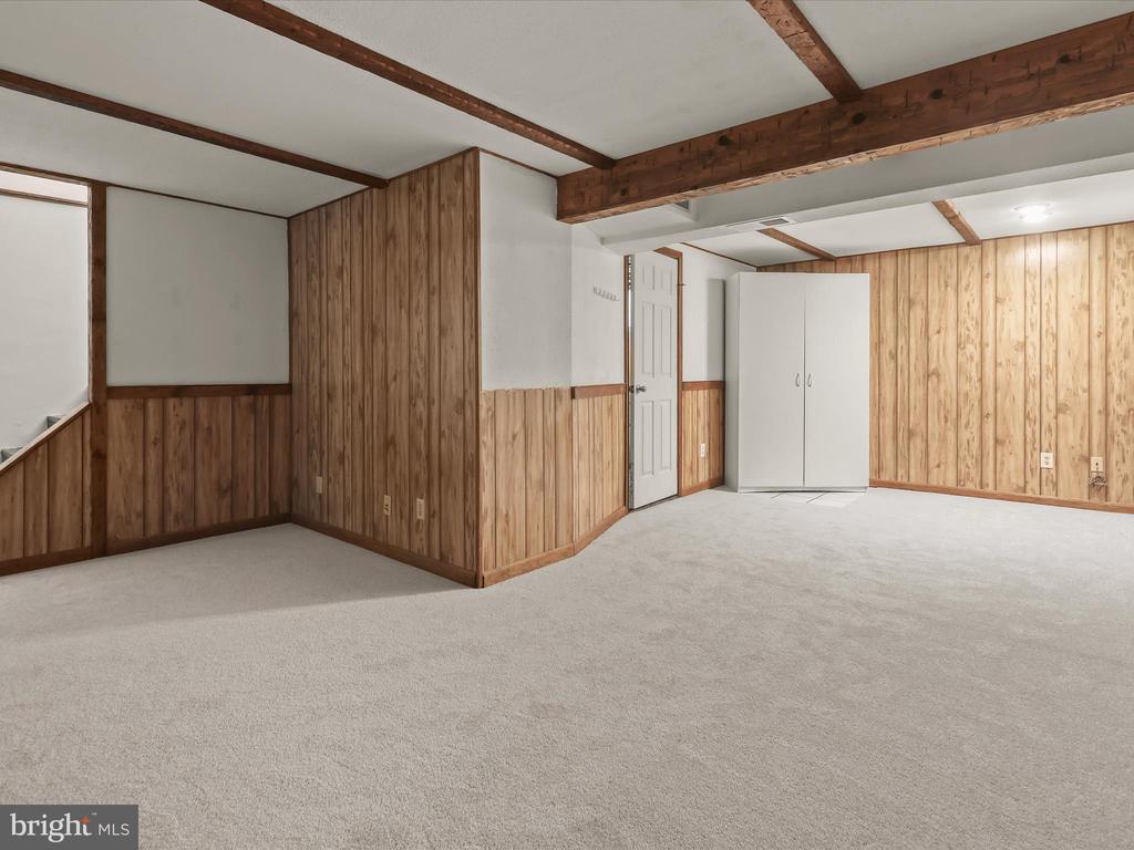 8634 Manorfield Rd