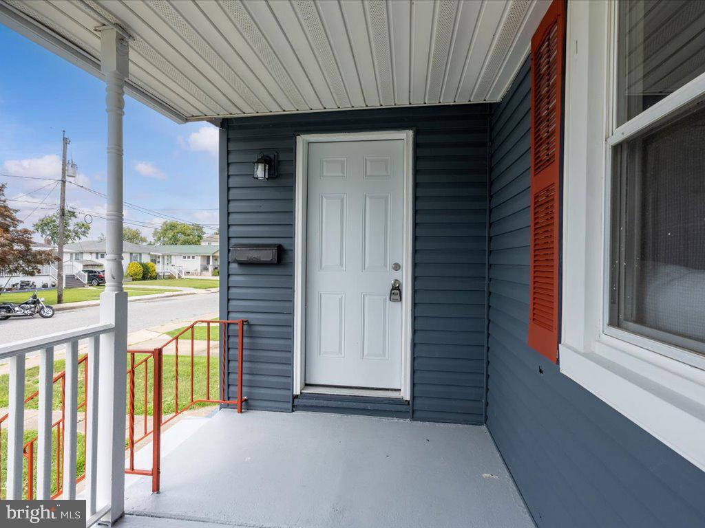 202 Bayside Dr