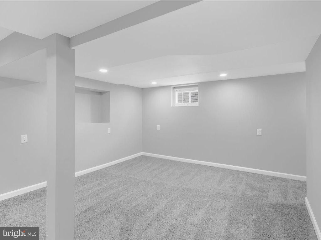 202 Bayside Dr