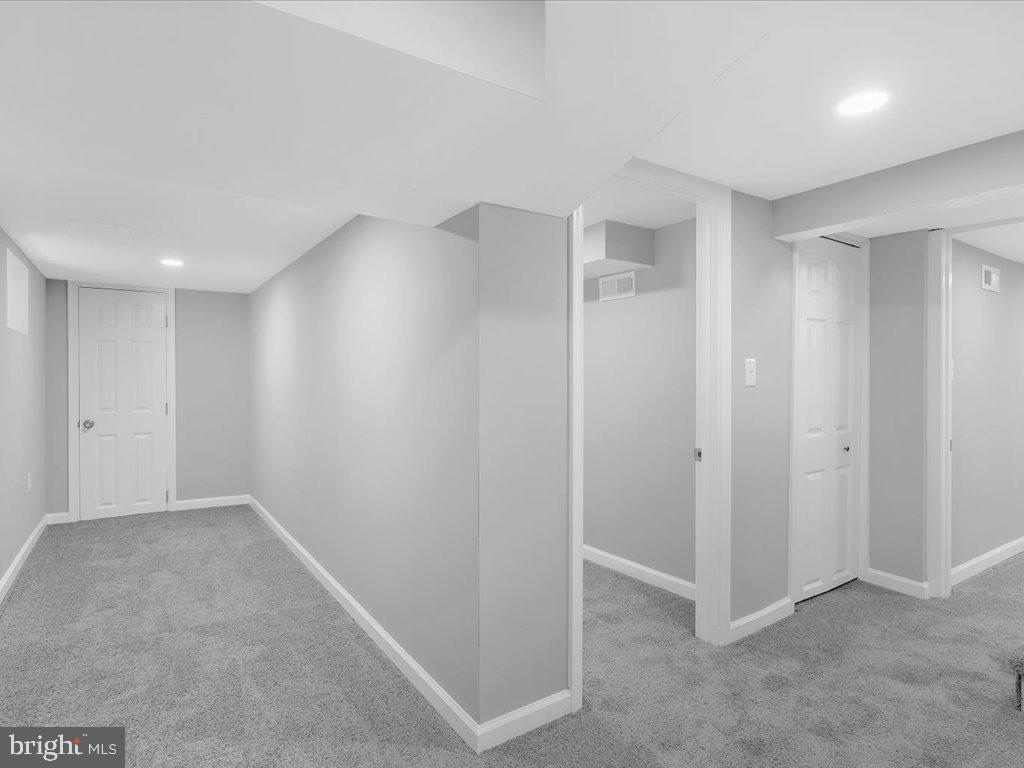 202 Bayside Dr
