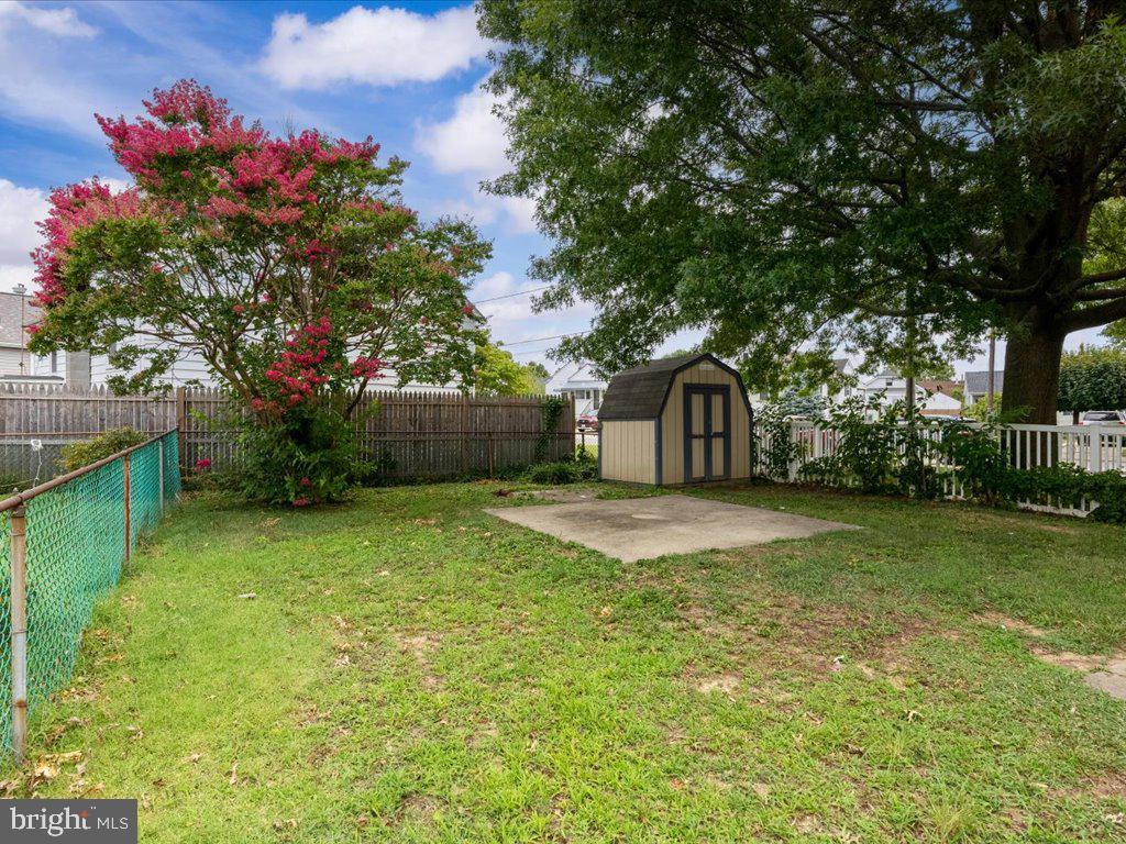 202 Bayside Dr