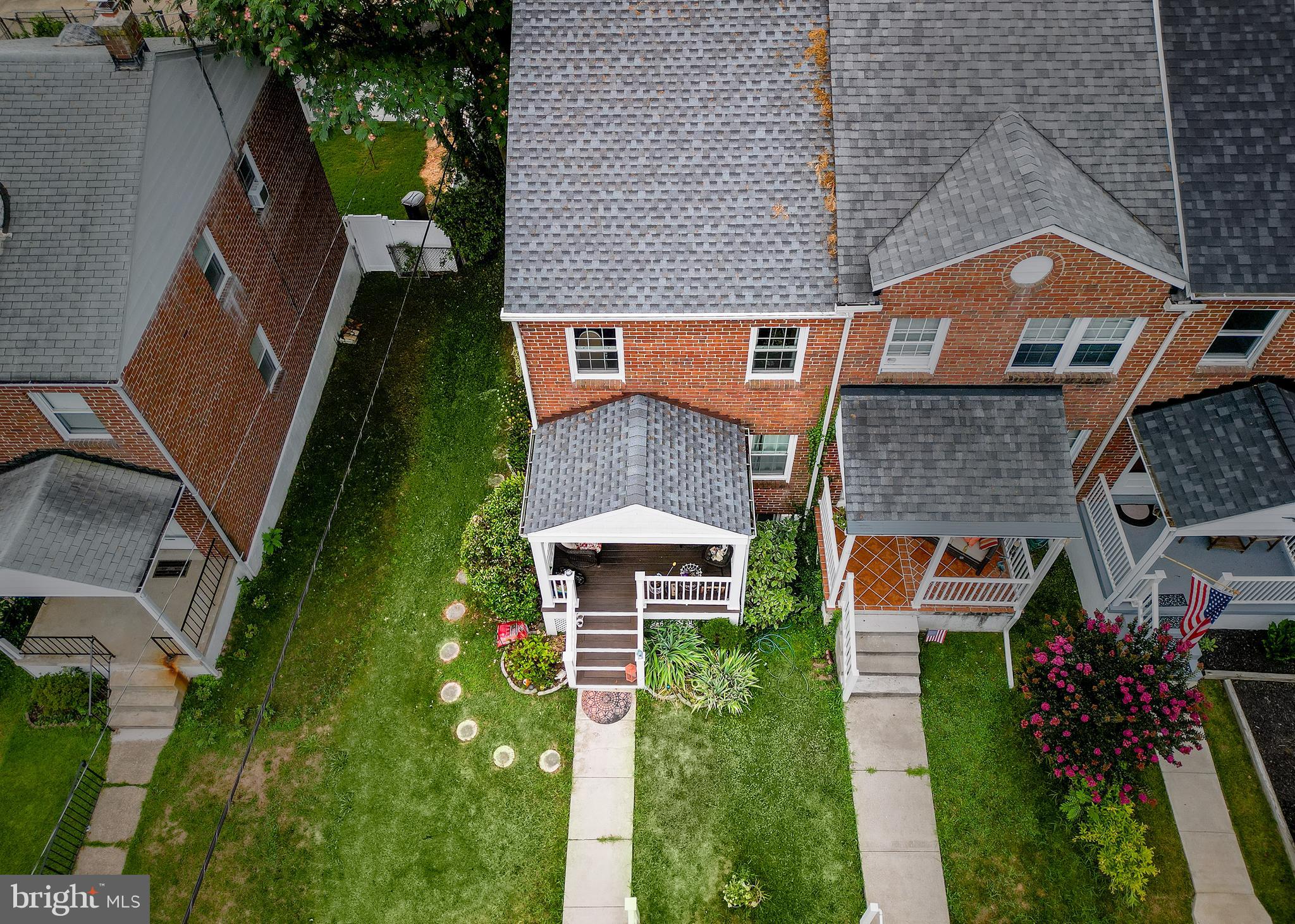 1085 Elm Rd