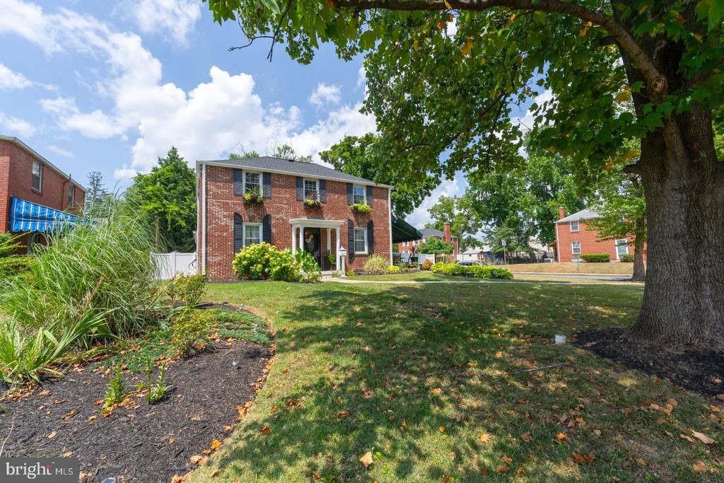 4106 Colonial Rd