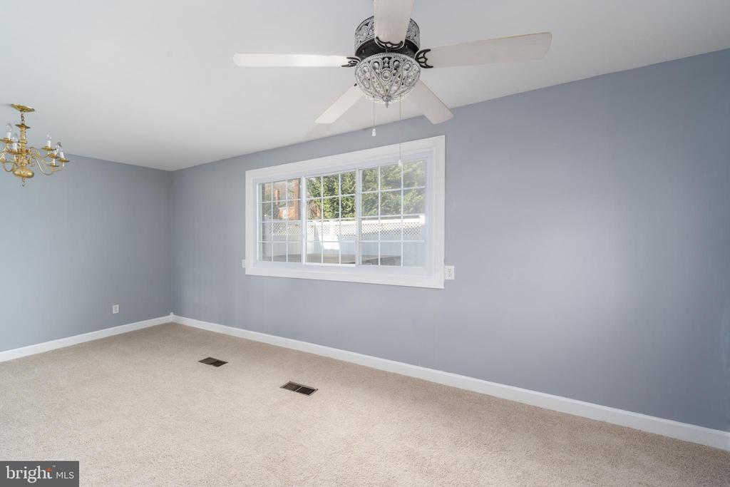 4106 Colonial Rd
