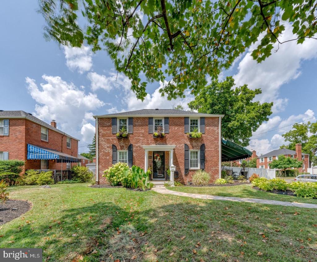 4106 Colonial Rd