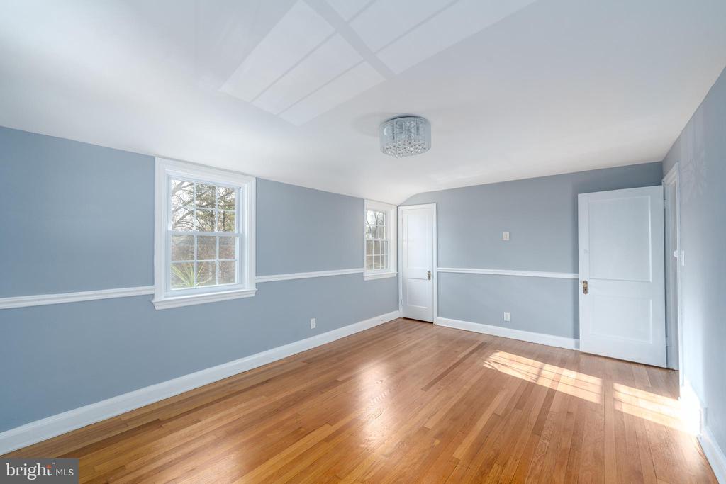 4106 Colonial Rd