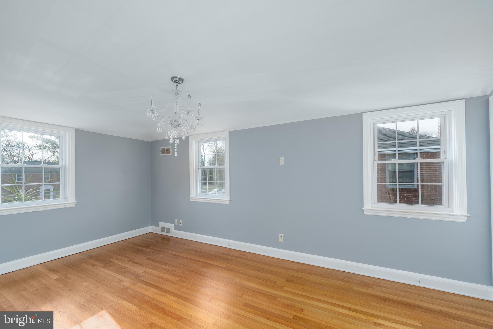 4106 Colonial Rd