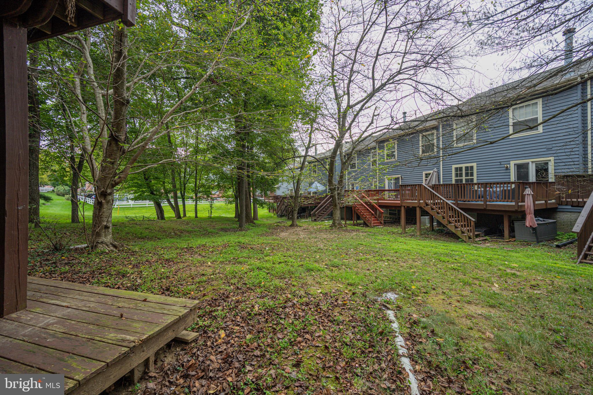 4661 Mews Dr