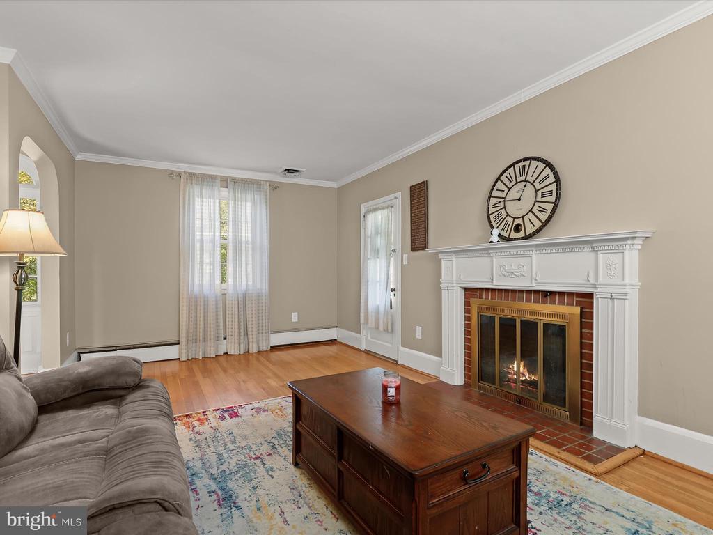 1709 Frederick Rd