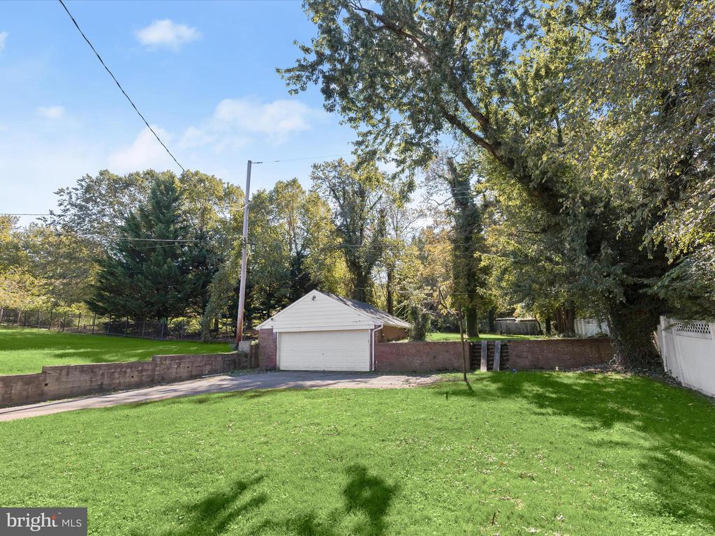 1709 Frederick Rd