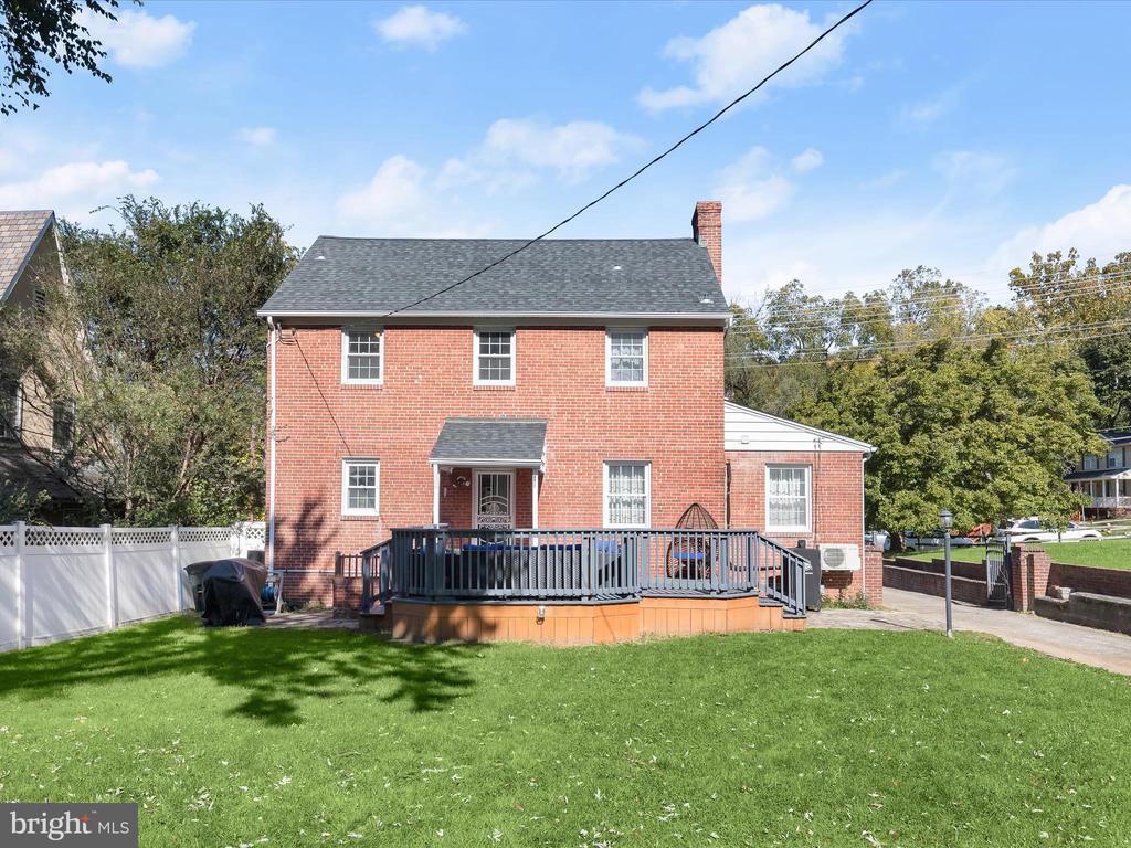 1709 Frederick Rd