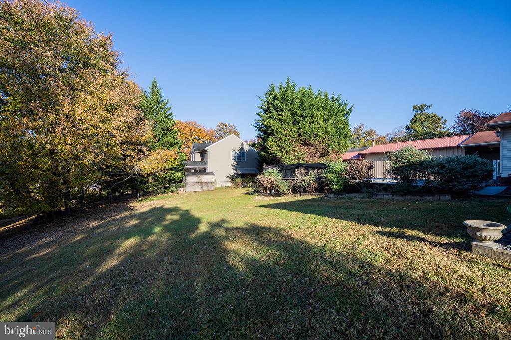 9122 Old Harford
