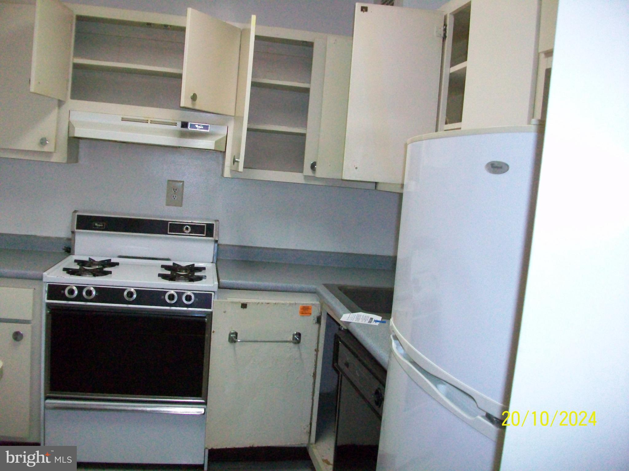 130 Slade Ave #102