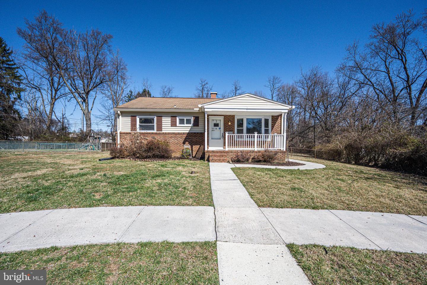 3 Mason Ct