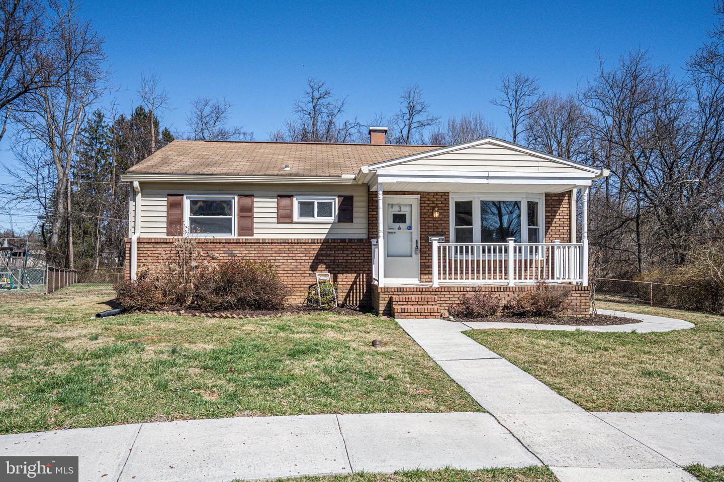3 Mason Ct