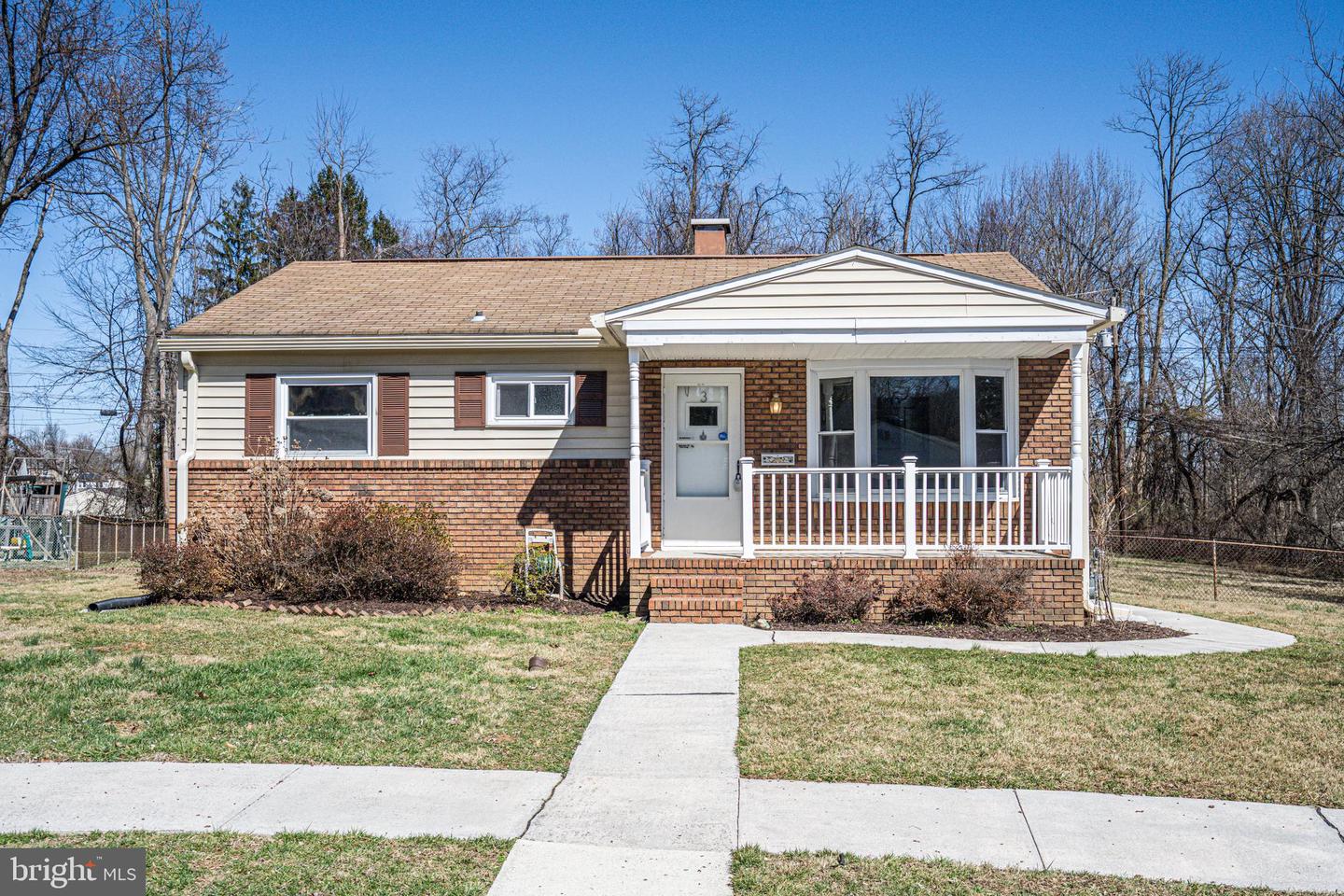 3 Mason Ct