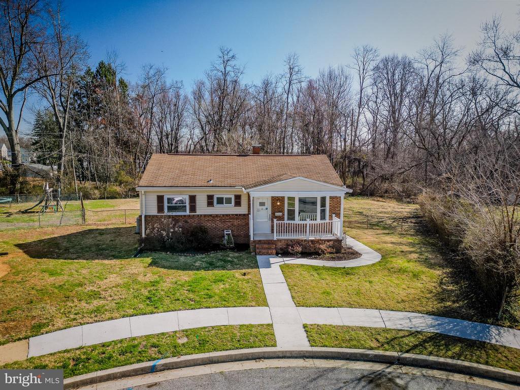 3 Mason Ct