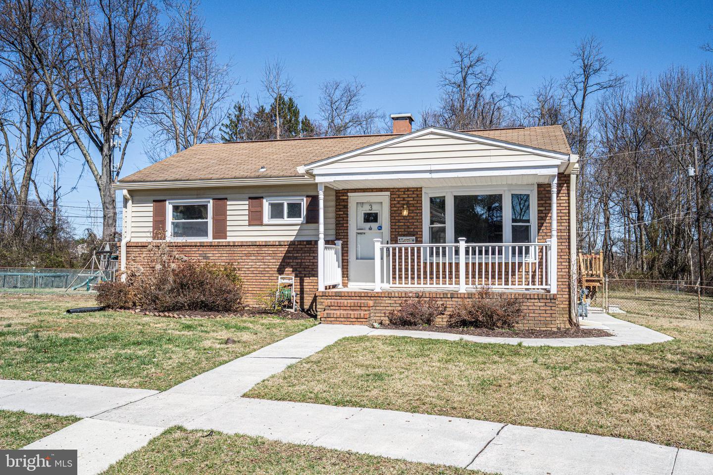 3 Mason Ct