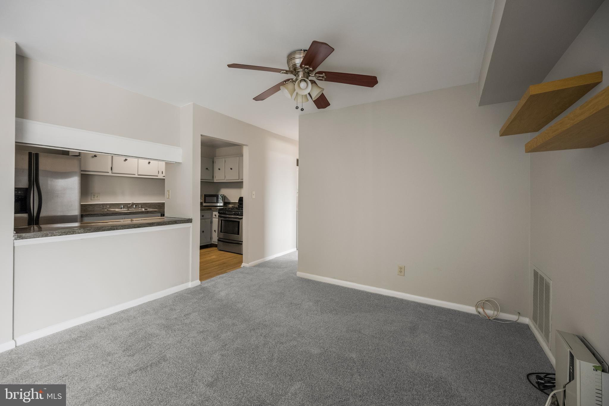 105 Fitz Ct #203
