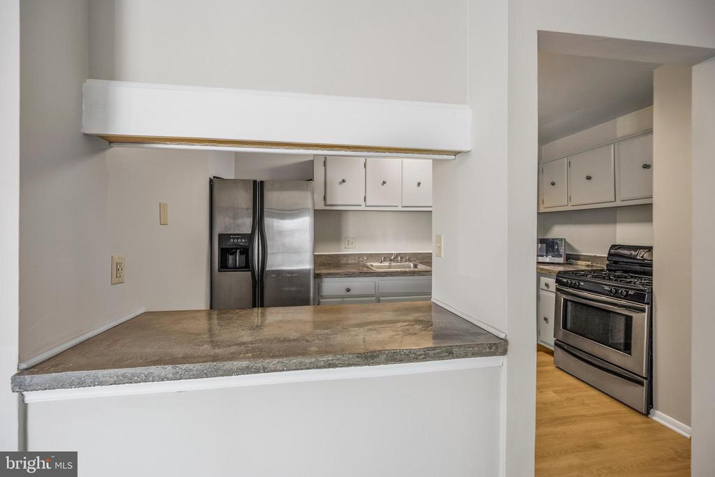 105 Fitz Ct #203