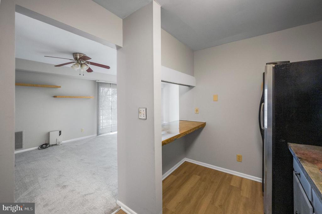 105 Fitz Ct #203