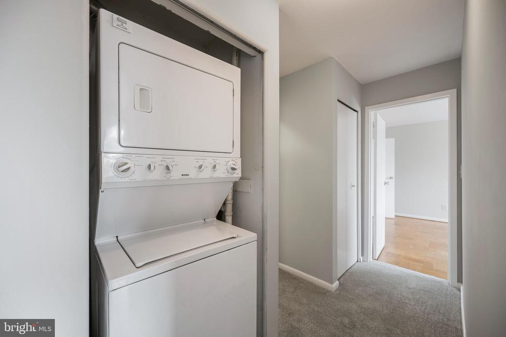 105 Fitz Ct #203
