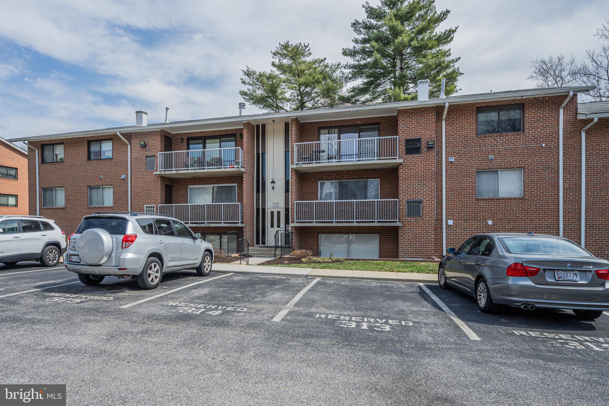 105 Fitz Ct #203