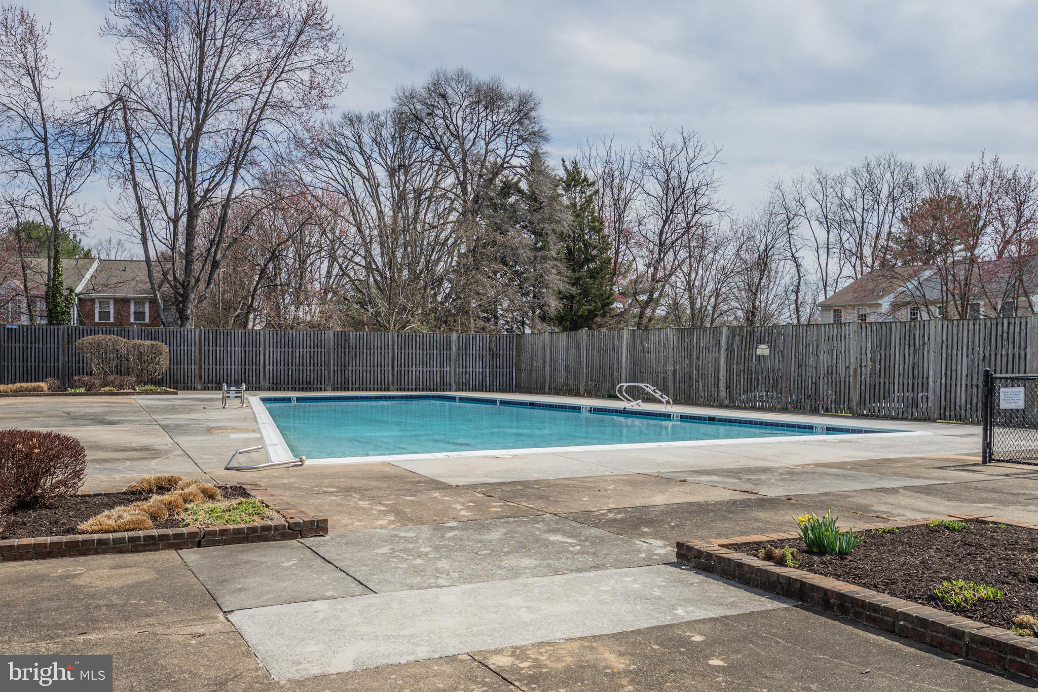 105 Fitz Ct #203