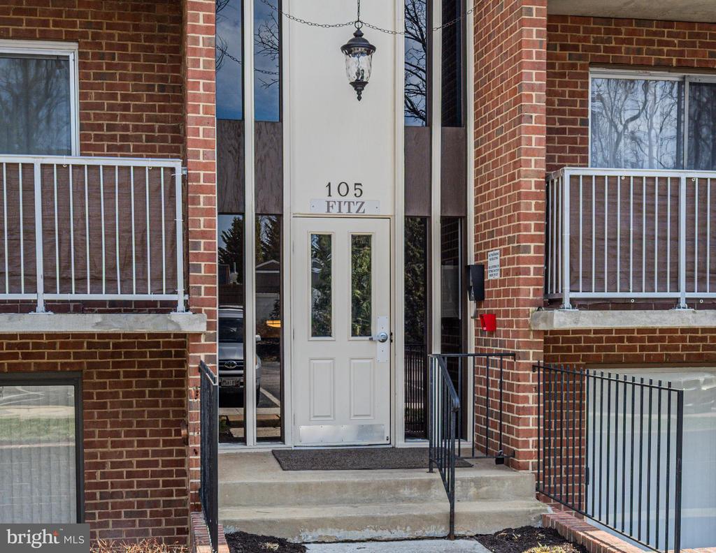 105 Fitz Ct #203