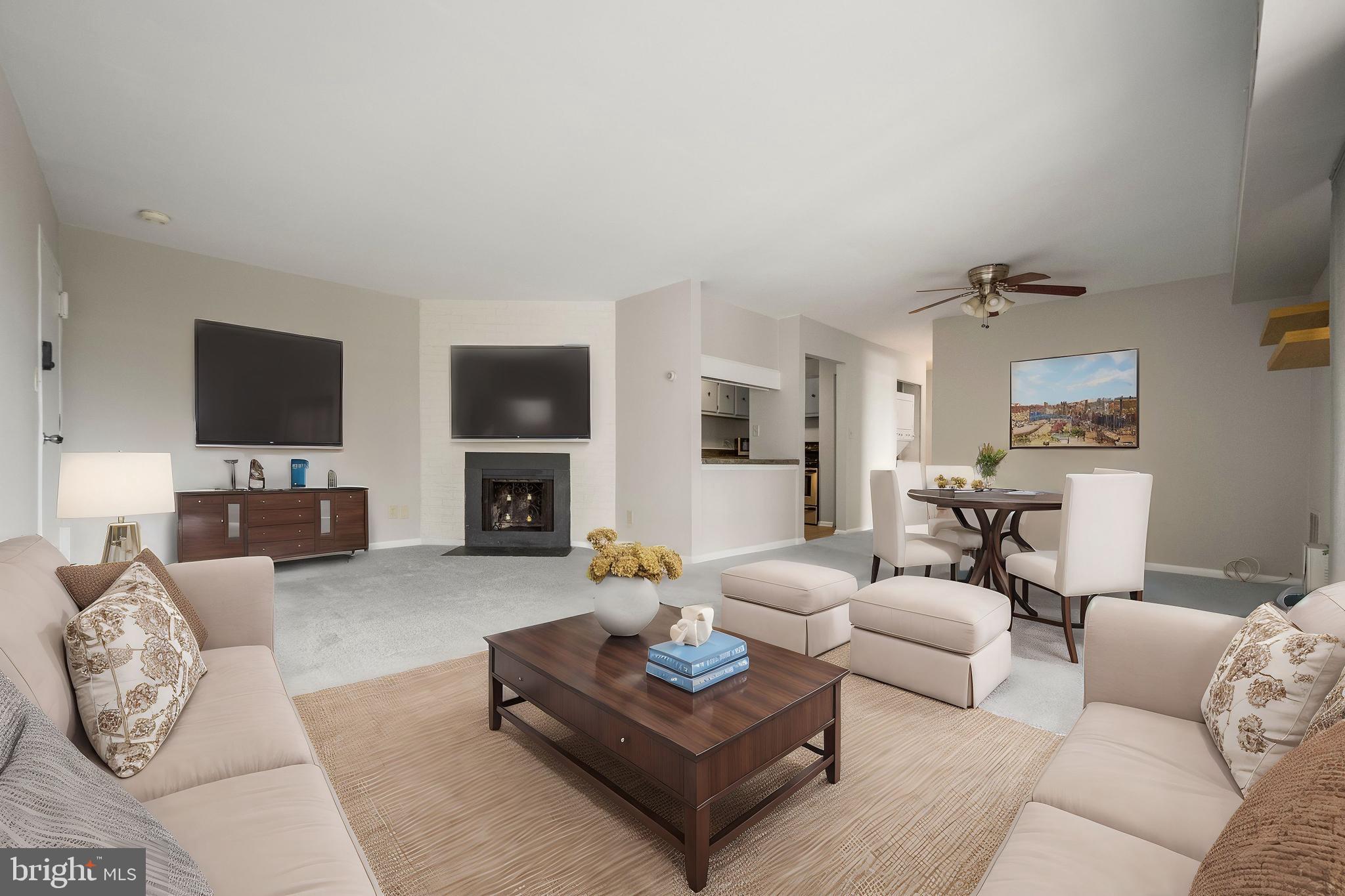 105 Fitz Ct #203