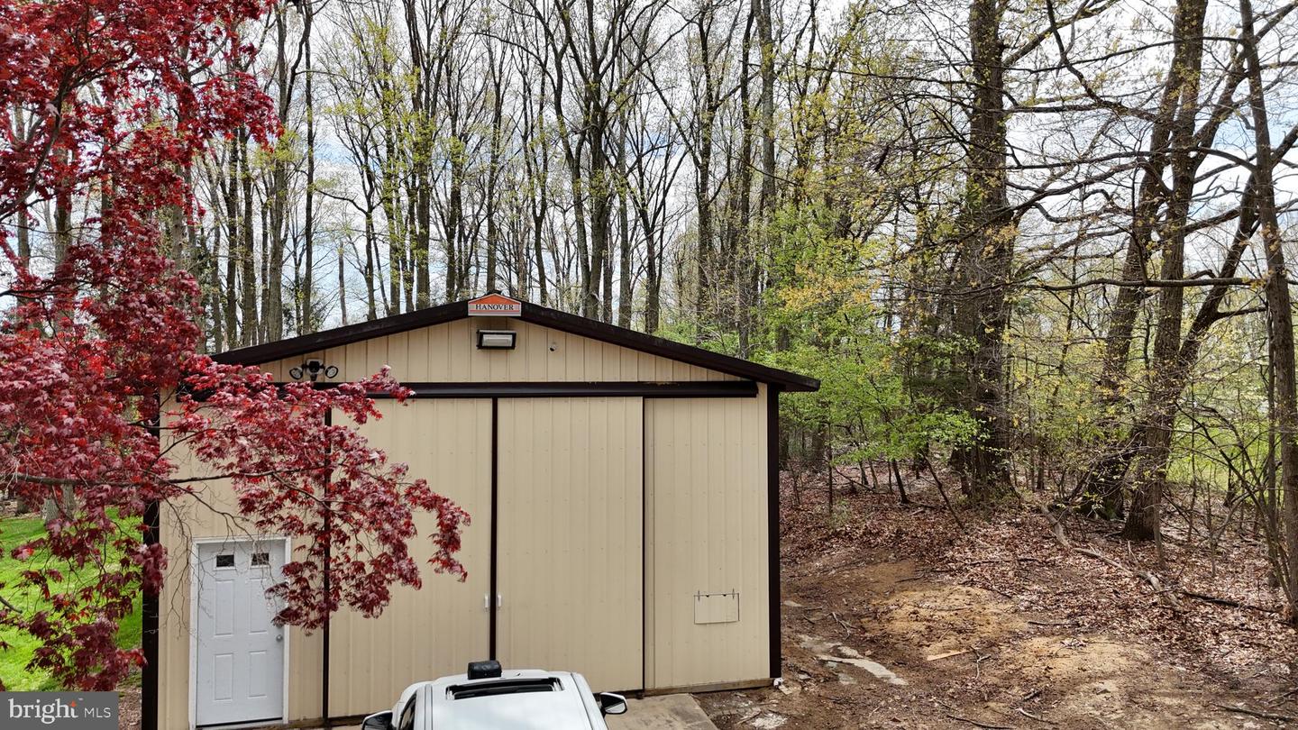 19422 Resh Mill Rd